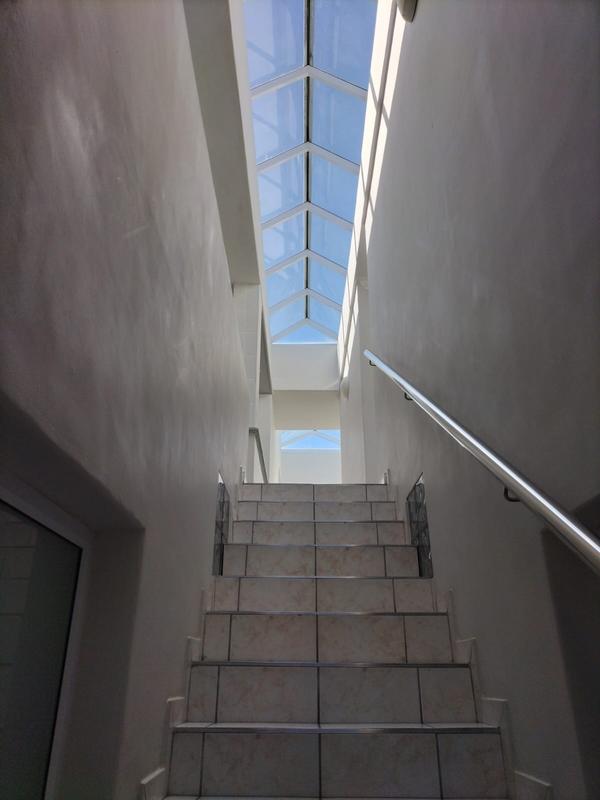 To Let 3 Bedroom Property for Rent in Bloubergstrand Western Cape